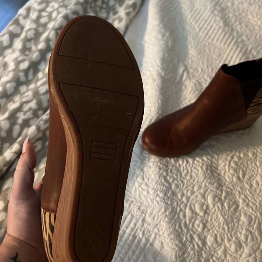 Ankle boots